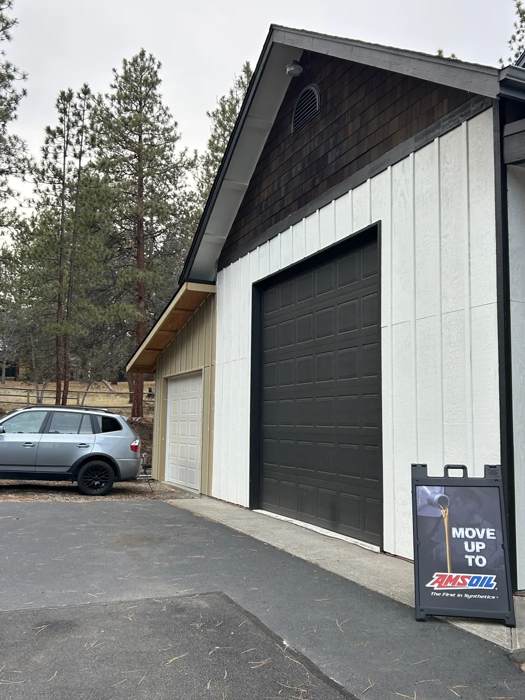The High Desert Synthetics shop in Sisters, Oregon